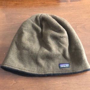 Patagonia reversible beenie